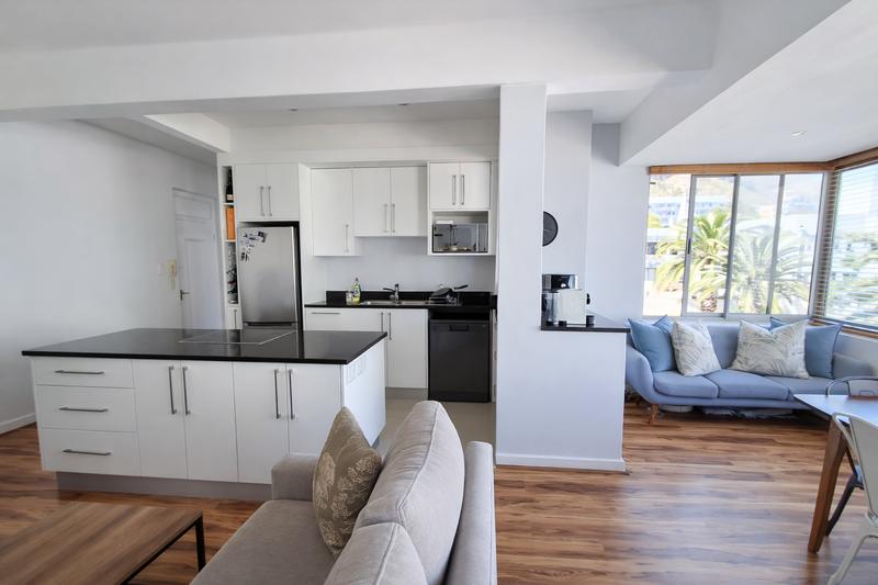 2 Bedroom Property for Sale in Sea Point Western Cape